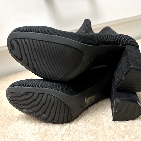 Mia Brand ankle booties - Picture 4 of 4